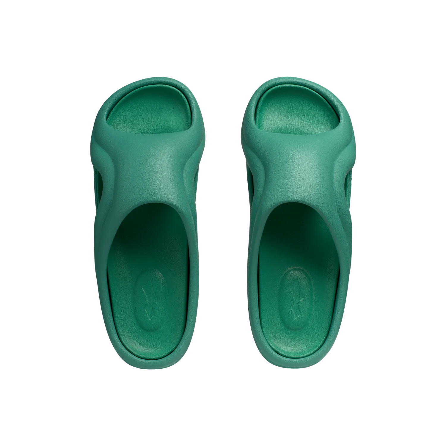 SKYLRK Forest Slide – Main Product View SKYLRK Beach Slide Forest ultra-lightweight slip-on summer slides in deep forest green