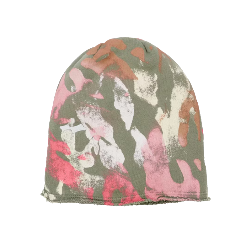 SKYLRK-Fleece-Beanie-Cherry-Camo